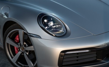 2020 Porsche 911 S (Color: Dolomite Silver Metallic) Headlight Wallpapers 450x275 (153)