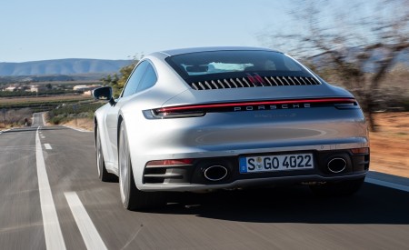 2020 Porsche 911 S (Color: Dolomite Silver Metallic) Rear Wallpapers 450x275 (149)