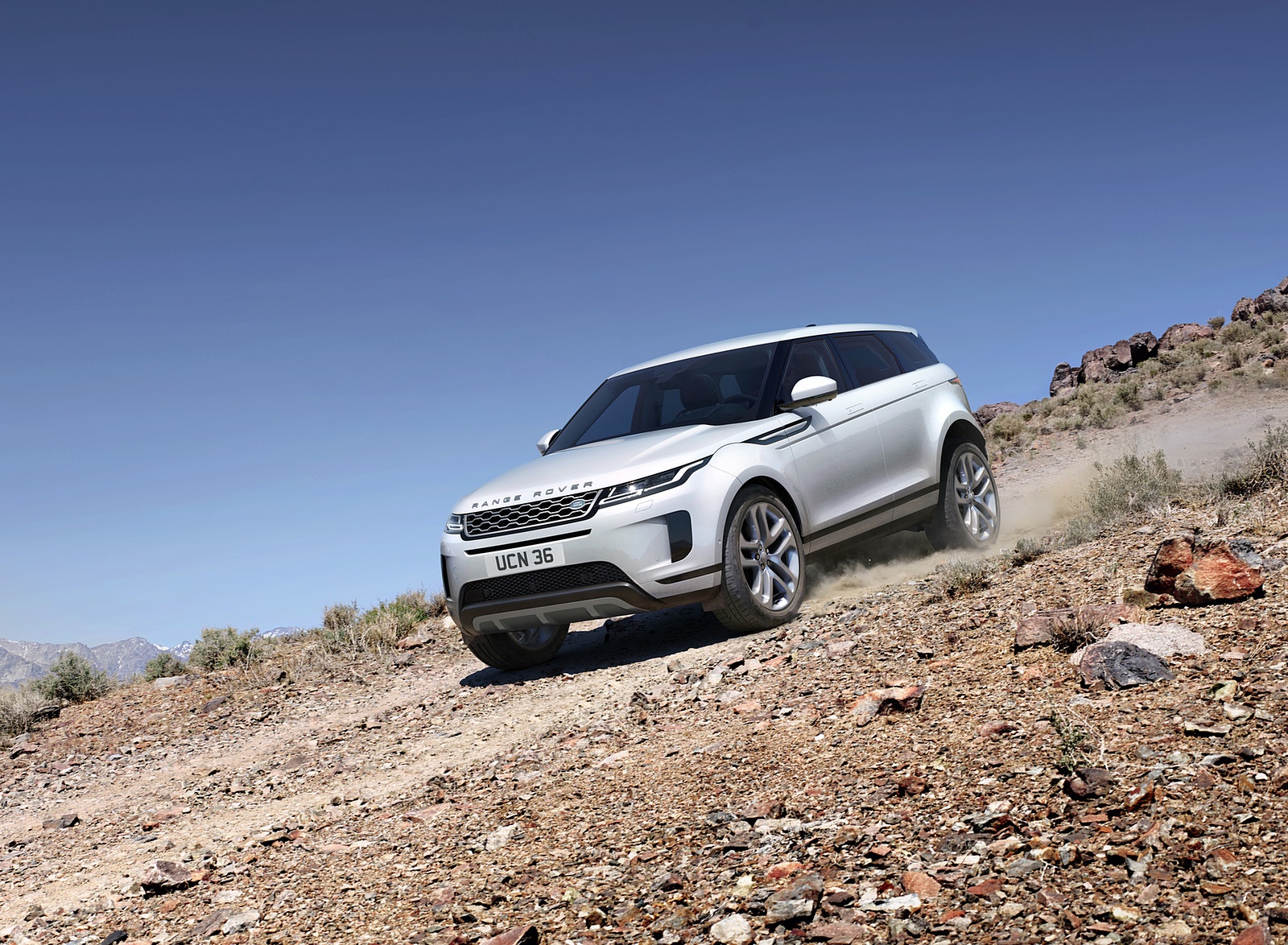 2020 Range Rover Evoque Front Three-Quarter Wallpapers #93 of 150