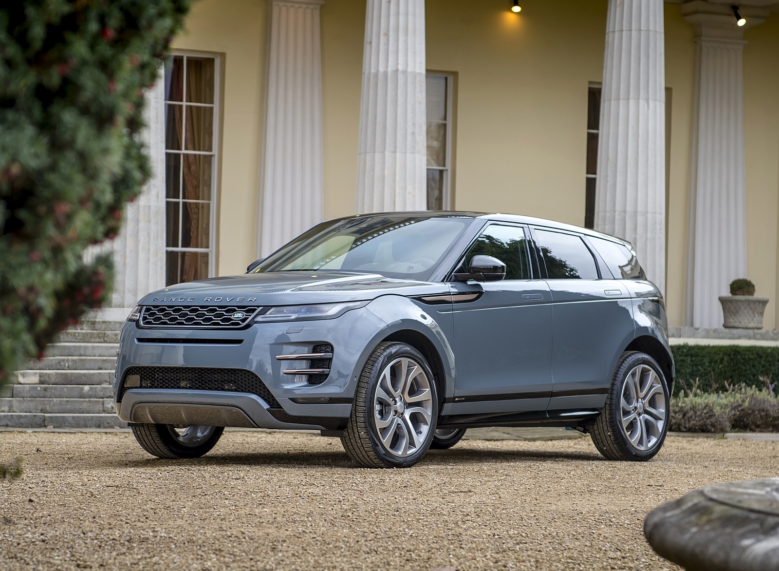 2020 Range Rover Evoque Front Three-Quarter Wallpapers #129 of 150