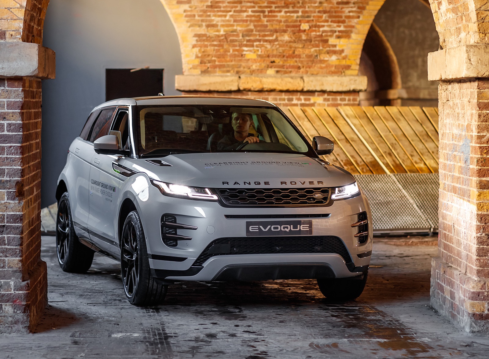 2020 Range Rover Evoque Front Wallpapers #55 of 150