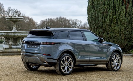2020 Range Rover Evoque Rear Three-Quarter Wallpapers 450x275 (128)