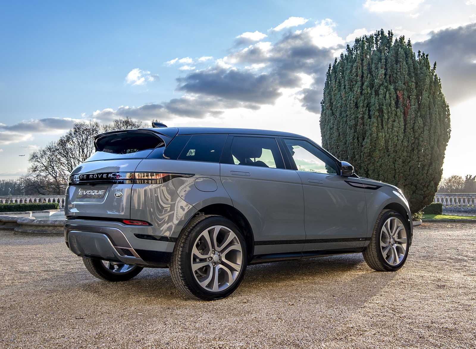 2020 Range Rover Evoque Rear Three-Quarter Wallpapers #121 of 150
