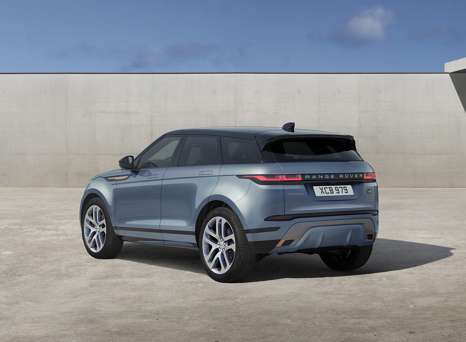 2020 Range Rover Evoque Rear Three-Quarter Wallpapers #110 of 150