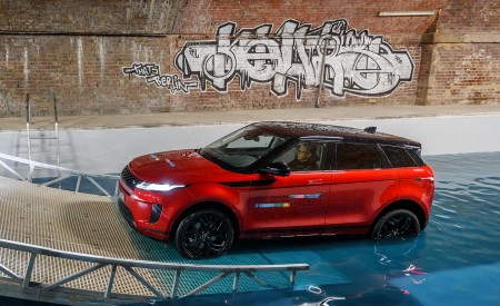 2020 Range Rover Evoque Side Wallpapers 450x275 (42)