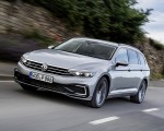 2020 Volkswagen Passat GTE Variant (Plug-In Hybrid EU-Spec) Front Three-Quarter Wallpapers 150x120