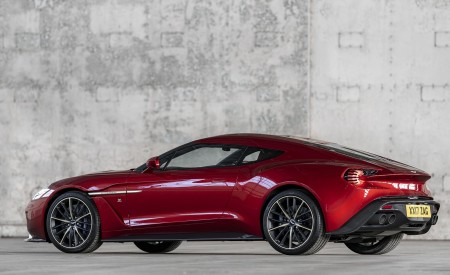 2018 Aston Martin Vanquish Zagato Coupe Rear Three-Quarter Wallpapers 450x275 (7)