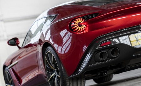 2018 Aston Martin Vanquish Zagato Coupe Tail Light Wallpapers 450x275 (13)