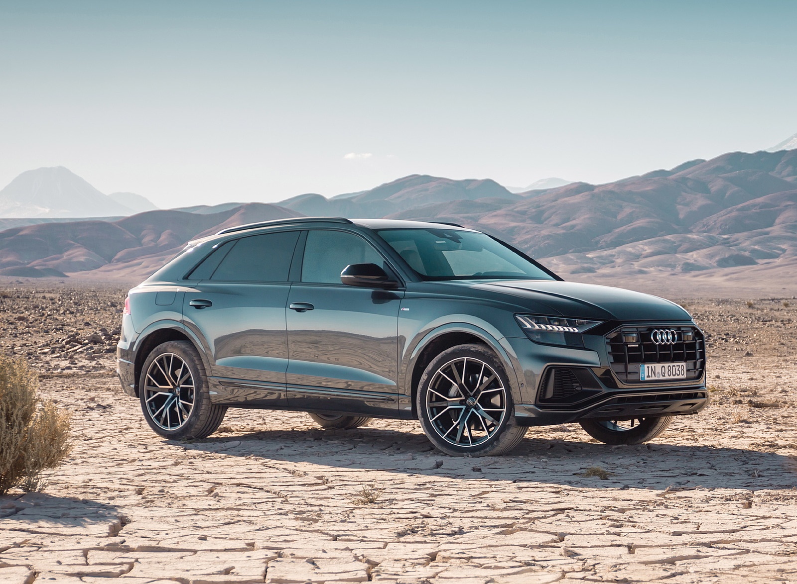 2019 Audi Q8 (Color: Daytona Grey) Front Three-Quarter Wallpapers #172 of 260