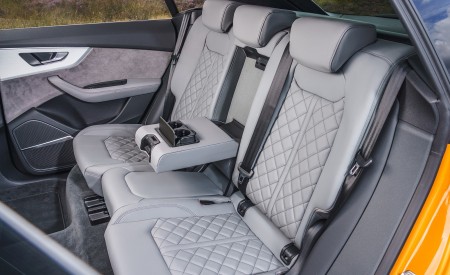 2019 Audi Q8 S Line 50 TDI Quattro (UK-Spec) Interior Rear Seats Wallpapers 450x275 (89)