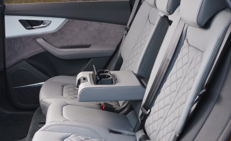 2019 Audi Q8 S Line 50 TDI Quattro (UK-Spec) Interior Rear Seats Wallpapers 450x275 (88)