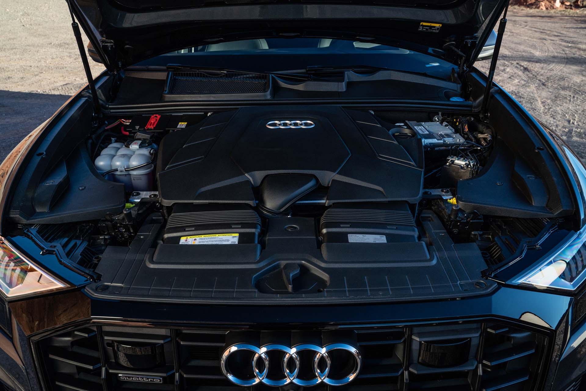 2019 Audi Q8 (US-Spec) Engine Wallpapers #91 of 260
