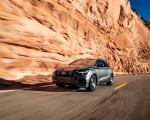 2019 Audi Q8 (US-Spec) Front Three-Quarter Wallpapers 150x120