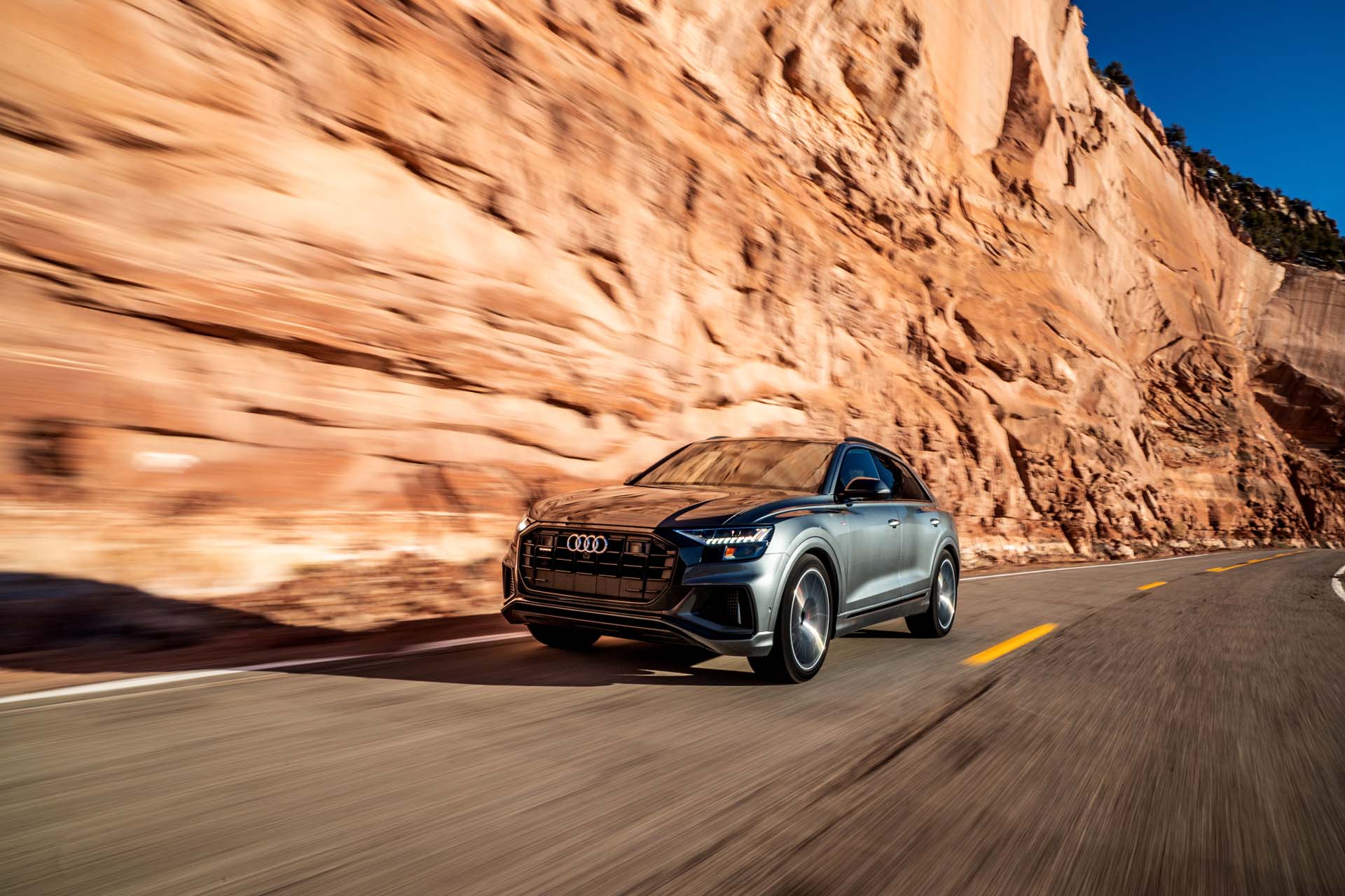 2019 Audi Q8 (US-Spec) Front Three-Quarter Wallpapers #5 of 260