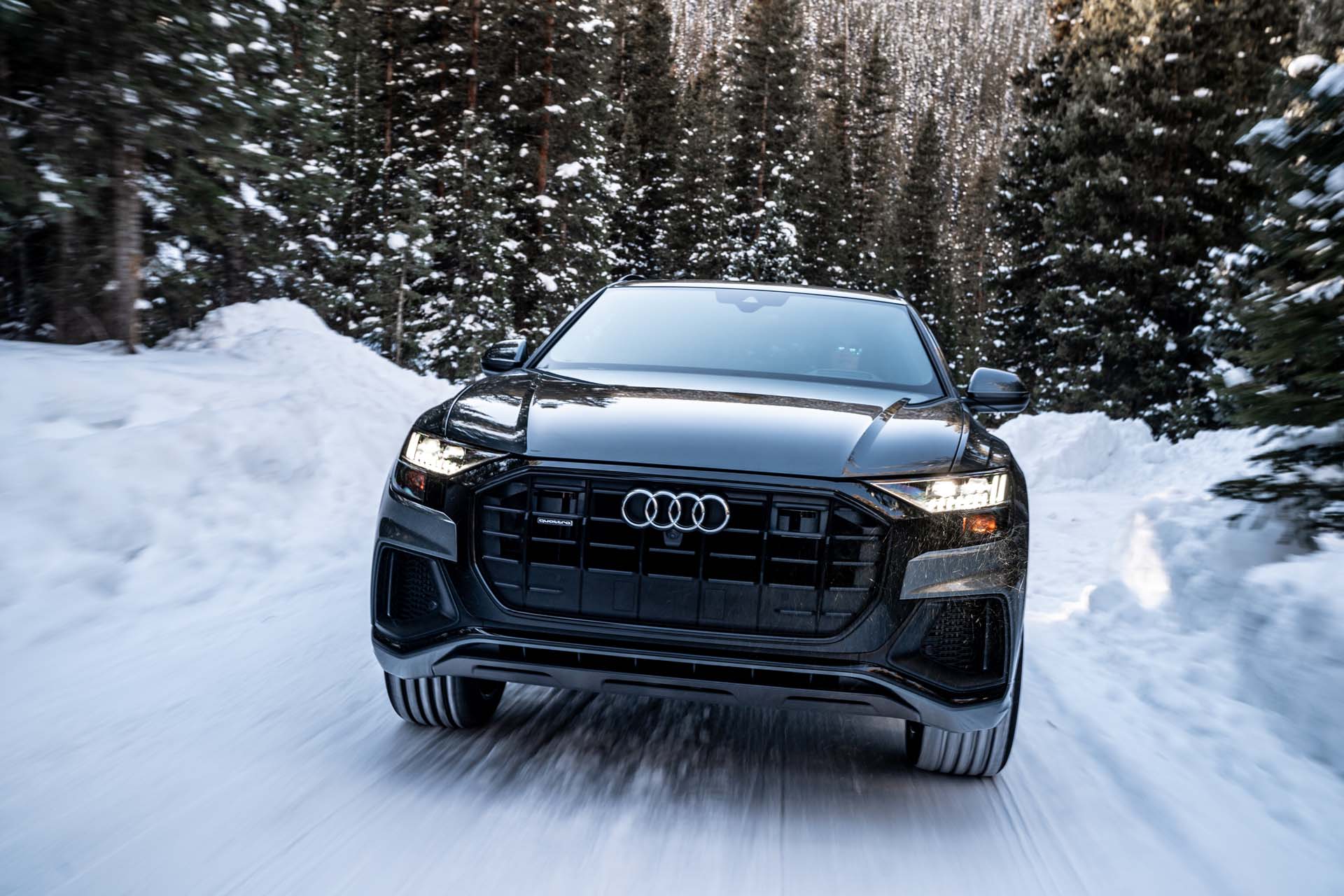 2019 Audi Q8 (US-Spec) Front Wallpapers #19 of 260