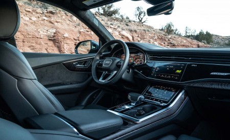 2019 Audi Q8 (US-Spec) Interior Cockpit Wallpapers 450x275 (100)