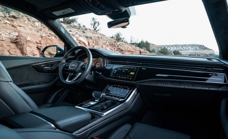 2019 Audi Q8 (US-Spec) Interior Cockpit Wallpapers 450x275 (99)