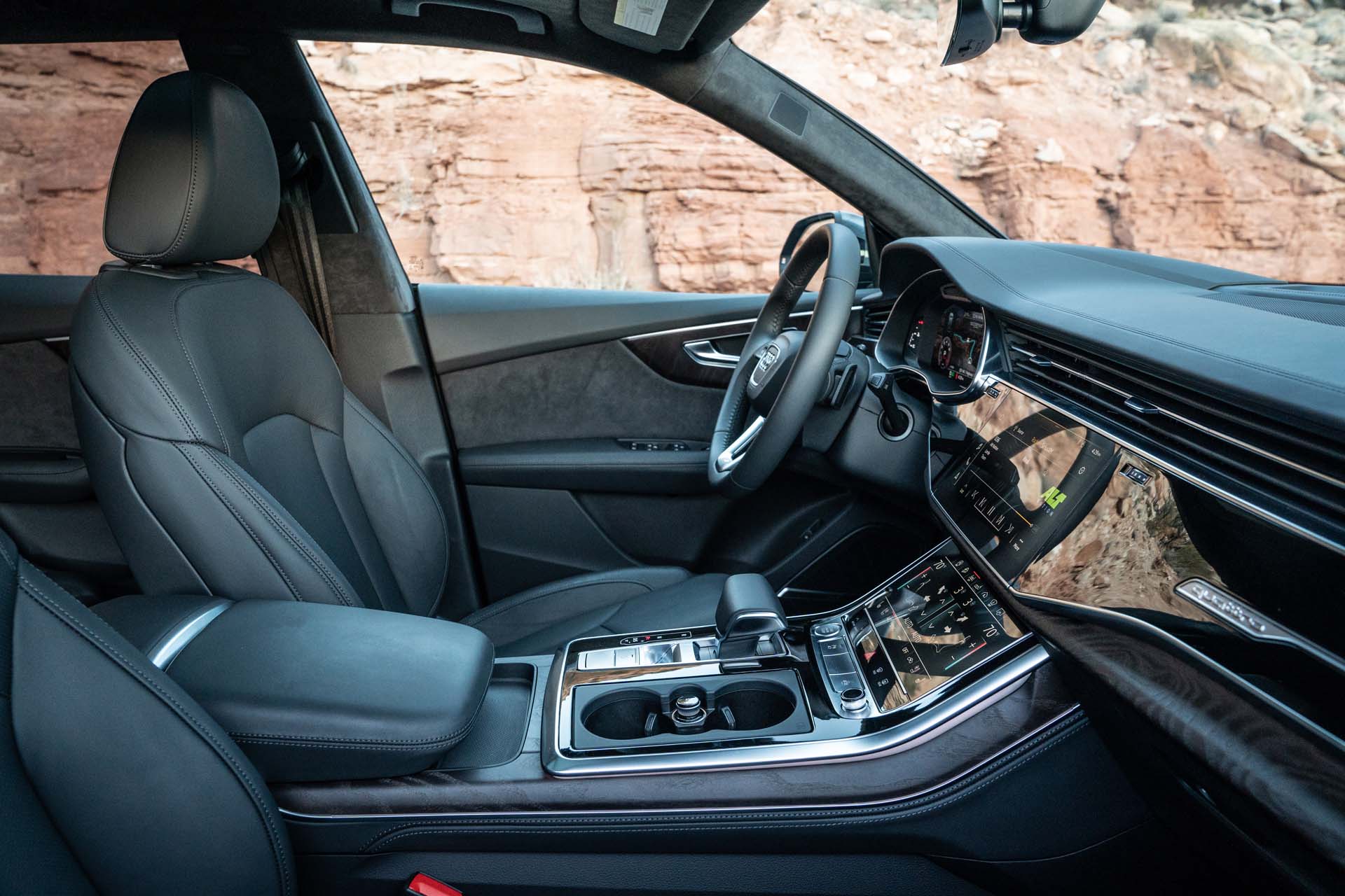 2019 Audi Q8 (US-Spec) Interior Front Seats Wallpapers #97 of 260