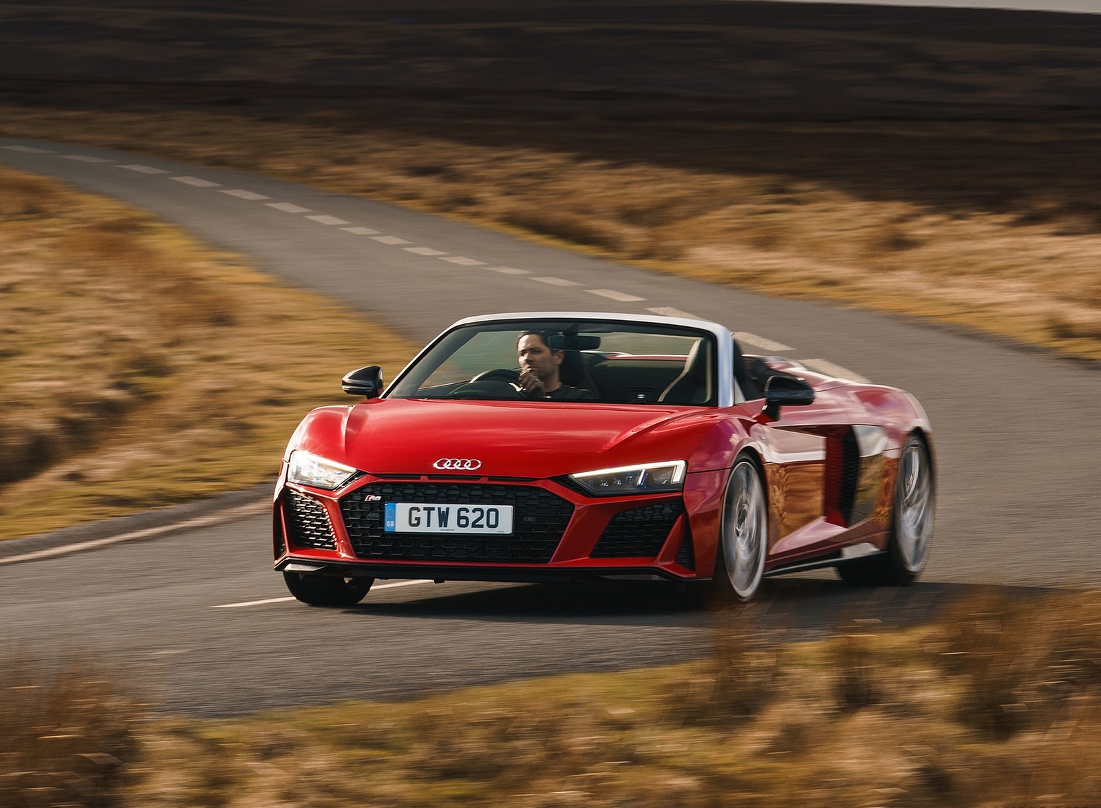 2019 Audi R8 V10 Spyder Performance quattro (UK-Spec) Front Three-Quarter Wallpapers #30 of 100