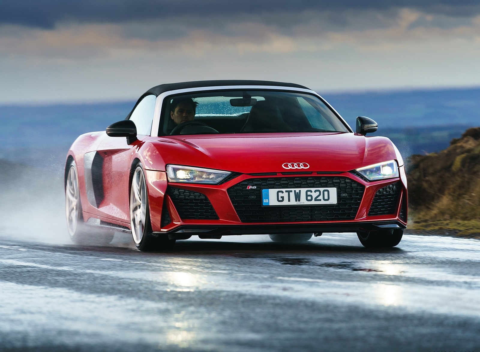 2019 Audi R8 V10 Spyder Performance quattro (UK-Spec) Front Wallpapers #44 of 100