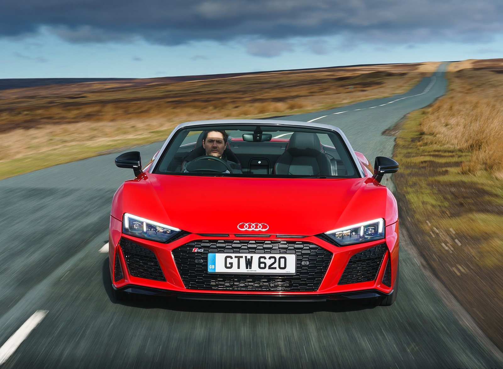 2019 Audi R8 V10 Spyder Performance quattro (UK-Spec) Front Wallpapers #1 of 100