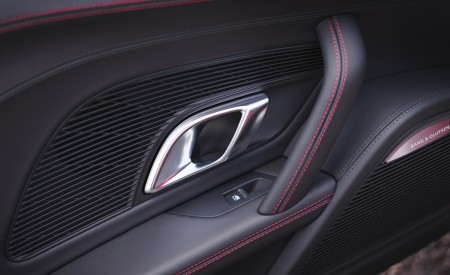 2019 Audi R8 V10 Spyder Performance quattro (UK-Spec) Interior Detail Wallpapers 450x275 (94)