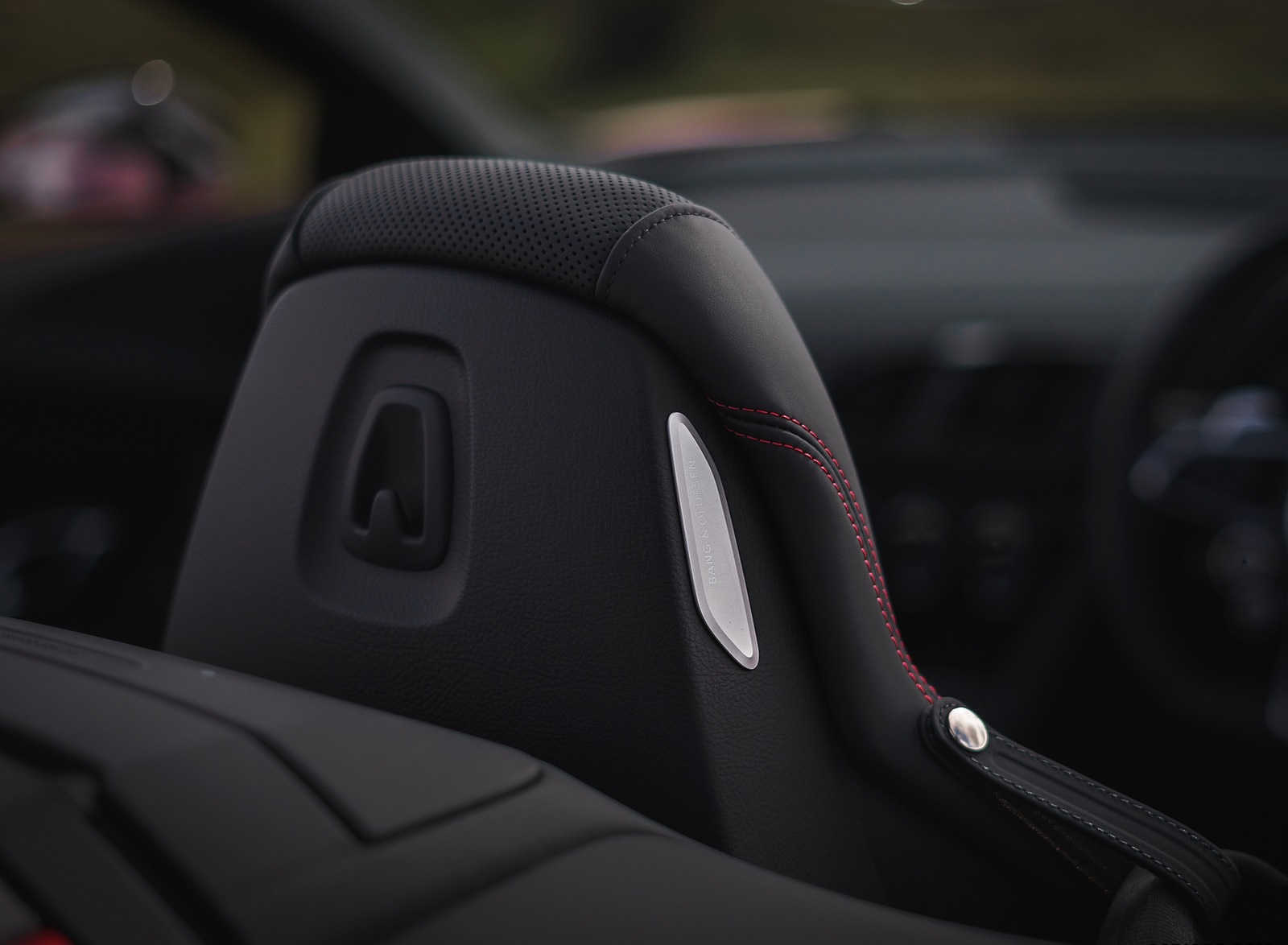 2019 Audi R8 V10 Spyder Performance quattro (UK-Spec) Interior Detail Wallpapers #89 of 100