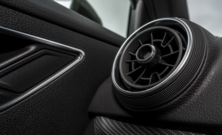 2019 Audi SQ2 (UK-Spec) Interior Detail Wallpapers 450x275 (59)