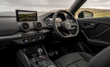2019 Audi SQ2 (UK-Spec) Interior Wallpapers 450x275 (46)