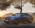 2019 BMW 3-Series Saloon 320d xDrive (UK-Spec) Front Three-Quarter Wallpapers 150x120 (27)