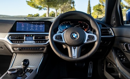 2019 BMW 3-Series Saloon 320d xDrive (UK-Spec) Interior Cockpit Wallpapers 450x275 (39)