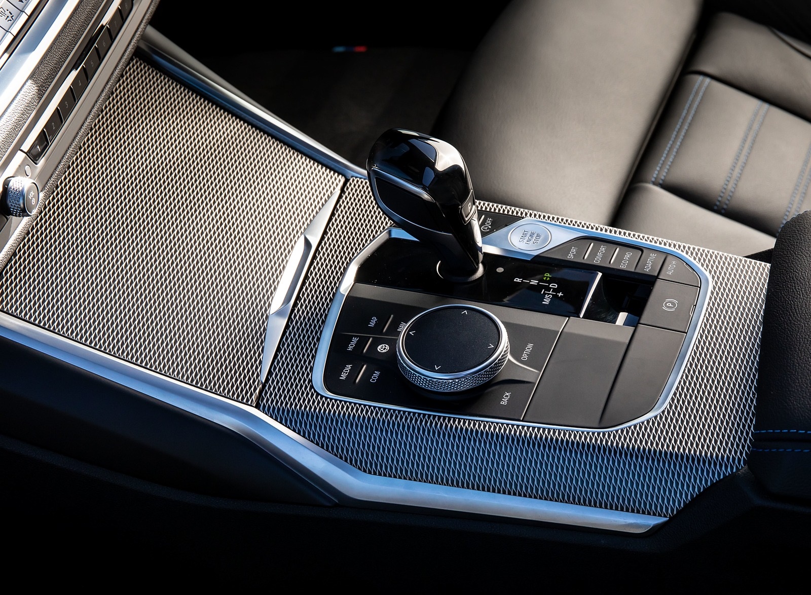 2019 BMW 3-Series Saloon 320d xDrive (UK-Spec) Interior Detail Wallpapers #43 of 46