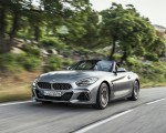 2019 BMW Z4 M40i (UK-Spec) Front Three-Quarter Wallpapers 150x120