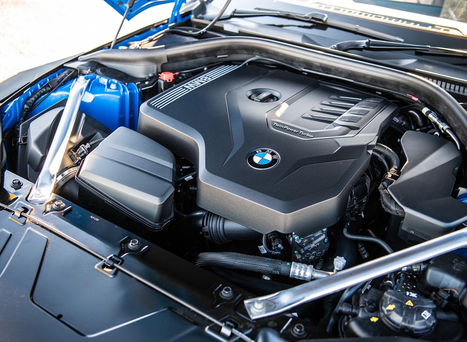 2019 BMW Z4 sDrive20i (UK-Spec) Engine Wallpapers #39 of 140