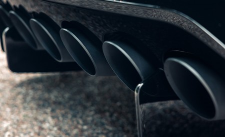 2019 Bugatti La Voiture Noire Exhaust Wallpapers 450x275 (22)