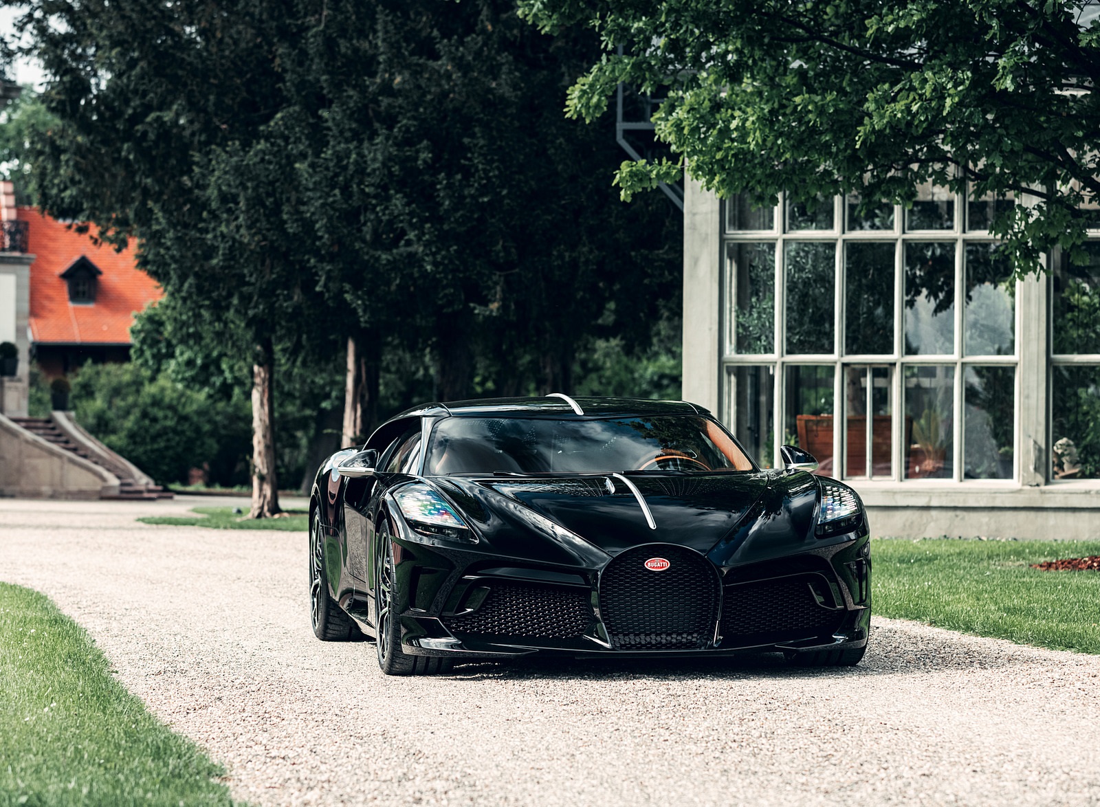 2019 Bugatti La Voiture Noire Front Wallpapers #1 of 50