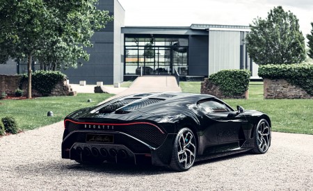 2019 Bugatti La Voiture Noire Rear Three-Quarter Wallpapers 450x275 (9)