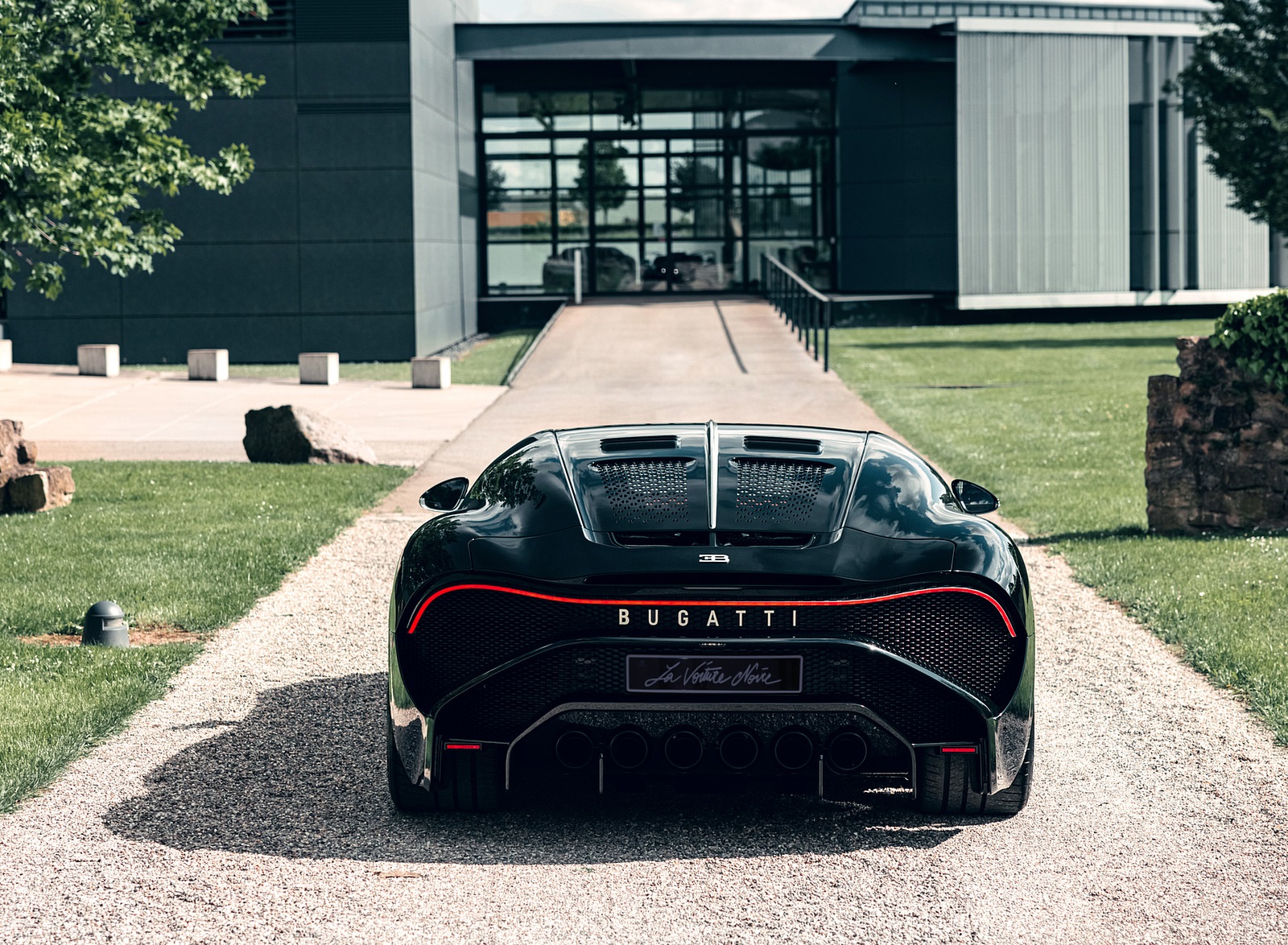 2019 Bugatti La Voiture Noire Rear Wallpapers (10)