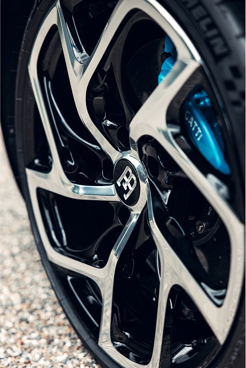 2019 Bugatti La Voiture Noire Wheel Wallpapers #23 of 50