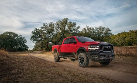 2019 Ram 2500 Power Wagon (Color: Flame Red) Front Three-Quarter Wallpapers 450x275 (33)