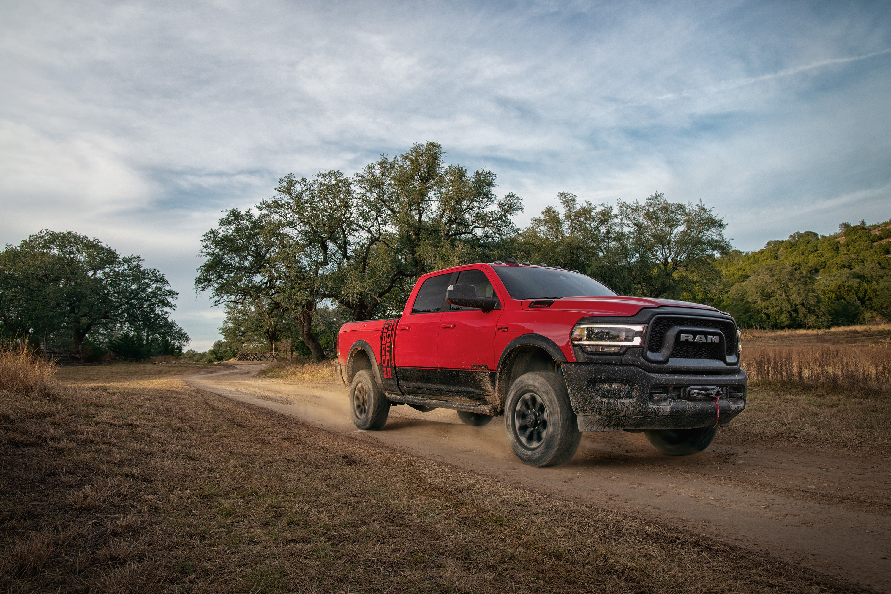 2019 Ram 2500 Power Wagon (Color: Flame Red) Front Three-Quarter Wallpapers #33 of 64