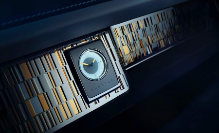 2019 Rolls-Royce Phantom Tranquillity Interior Detail Wallpapers 450x275 (8)