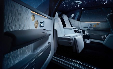 2019 Rolls-Royce Phantom Tranquillity Interior Rear Seats Wallpapers 450x275 (6)