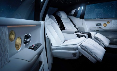 2019 Rolls-Royce Phantom Tranquillity Interior Rear Seats Wallpapers 450x275 (5)