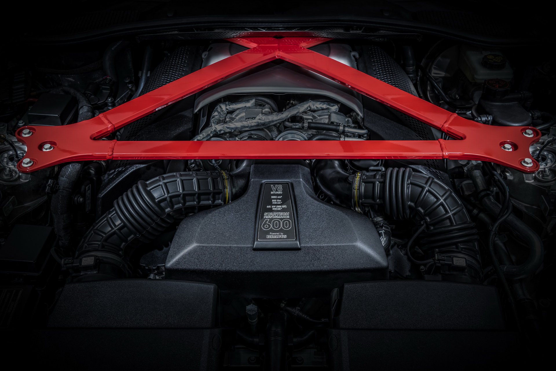 2019 STARTECH Aston Martin Vantage Engine Wallpapers (8)