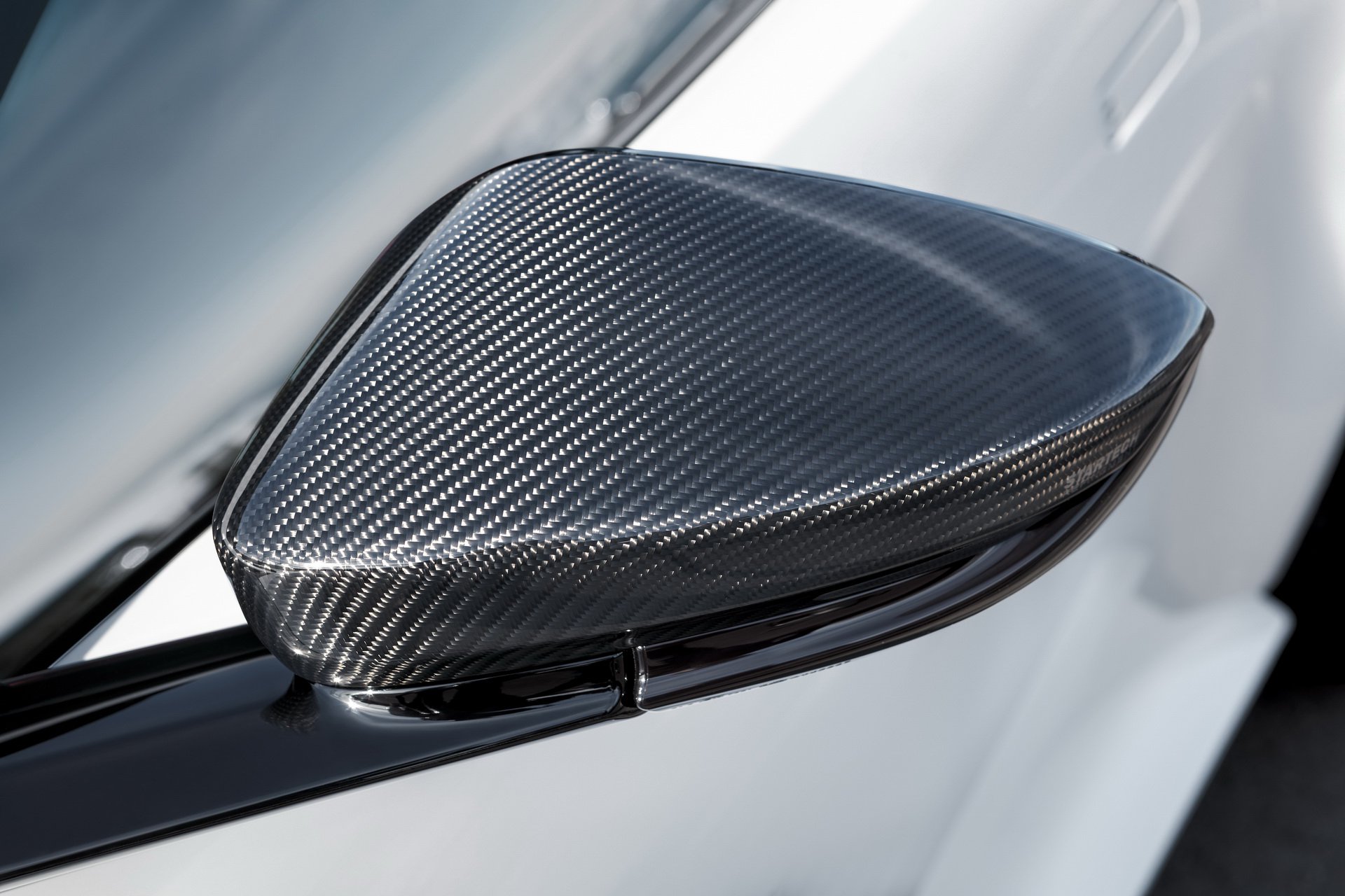 2019 STARTECH Aston Martin Vantage Mirror Wallpapers (5)