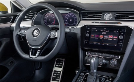 2019 Volkswagen Arteon (US-Spec) Interior Wallpapers 450x275 (24)