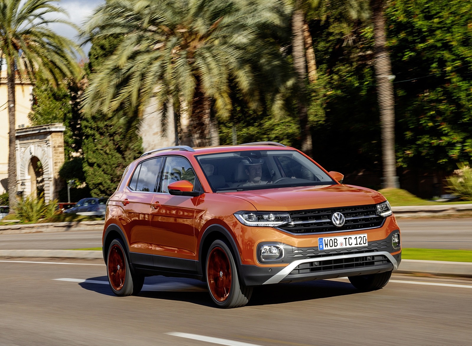 2019 Volkswagen T-Cross Front Three-Quarter Wallpapers #8 of 74