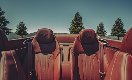 2020 Bentley Continental GT V8 Convertible Interior Rear Seats Wallpapers 450x275 (84)