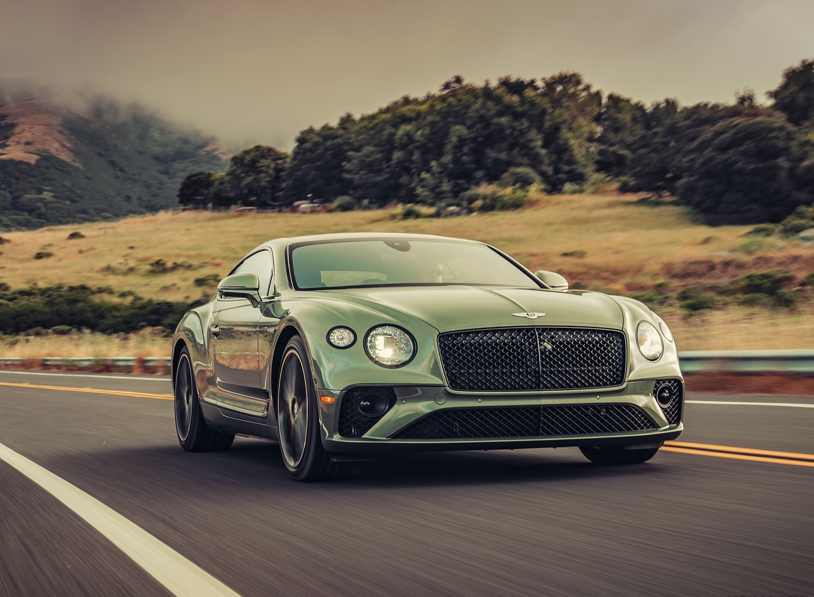 2020 Bentley Continental GT V8 Coupe Front Three-Quarter Wallpapers #46 of 135